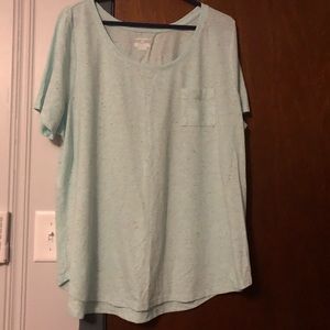 Speckled short sleeve shirt